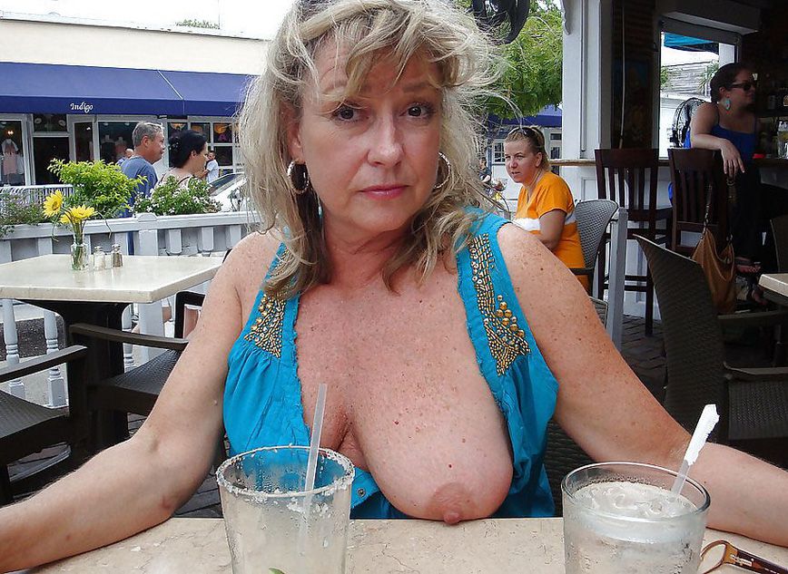 Mature Tits Hairy Pussy